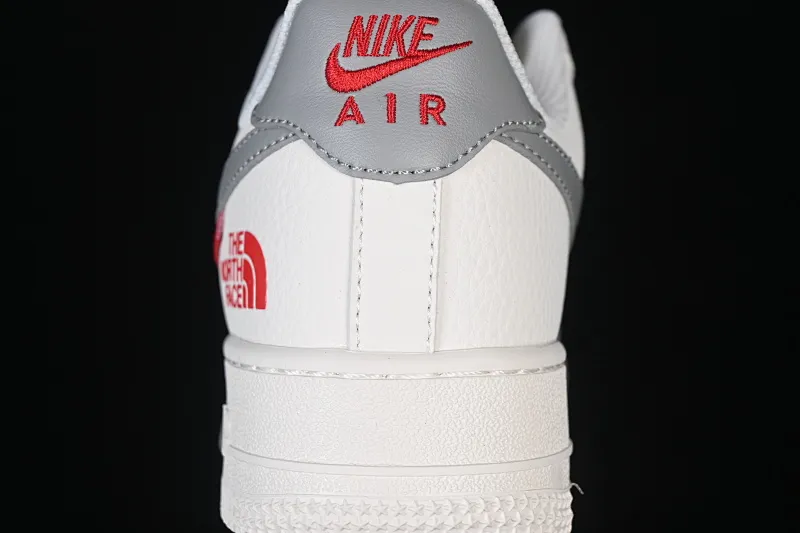 All categories Nk Air Force 1 Air Force series Nk Air Force 1 Low Air Force low top Nike Air Force 1'07 Low North Face co-branded beige gray red label Air Force 1 low top casual sneakers MM3399-802